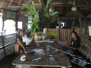 Guitar lesson with Meddi and Dodi
